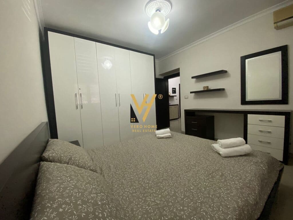 Jepet Apartament 3+1+ballkon me qera te Pazari i ri 90 m2 4