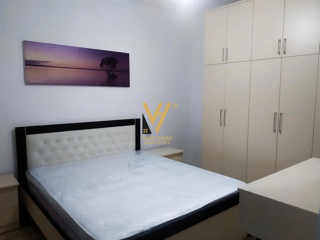 JEPET APARTAMENT 1+1+BLK ME QERA NE LAPRAKE 50.000 LEKE 3