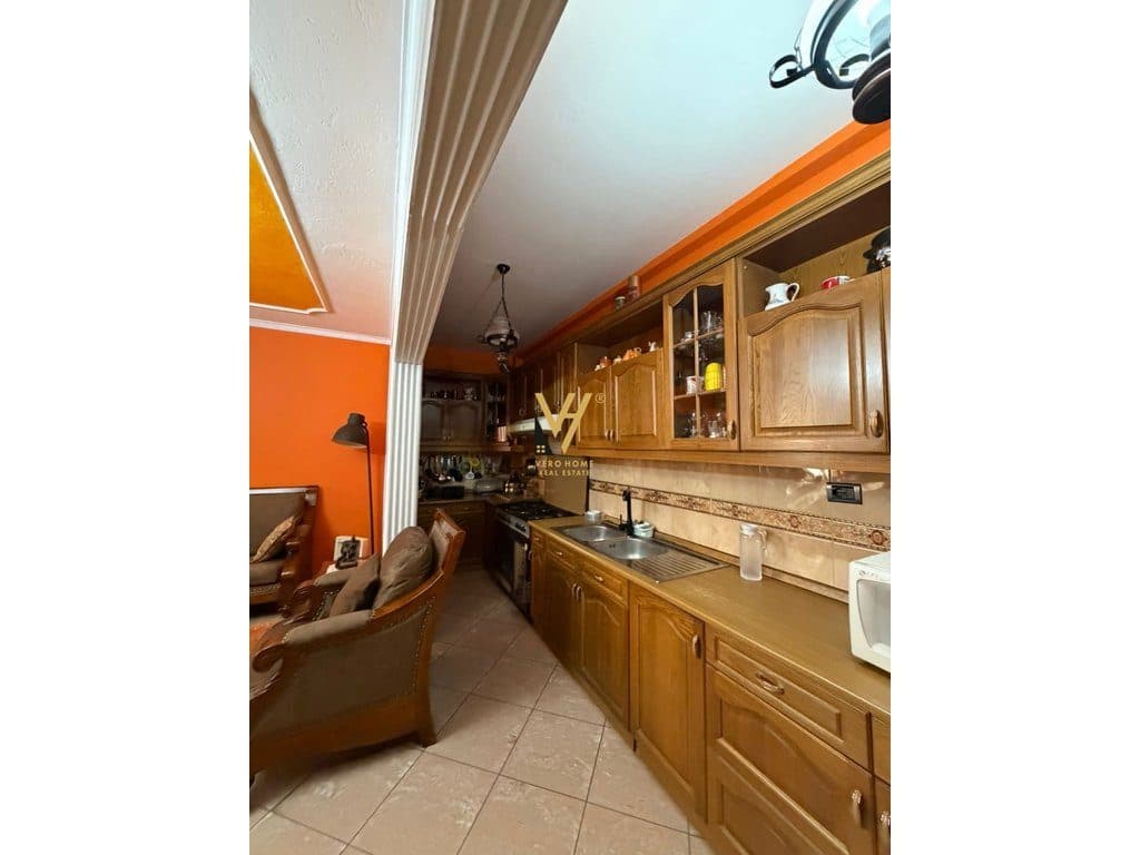JEPET APARTAMENT 1+1 ME QIRA TE MYSLYM SHYRI 75.000 LEKE 3