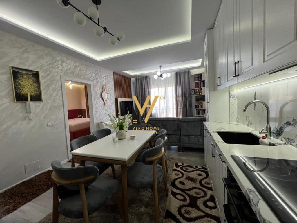 SHITET APARTAMENT 1+1+BLK NE XHAMLLIK 165.000 EURO 2