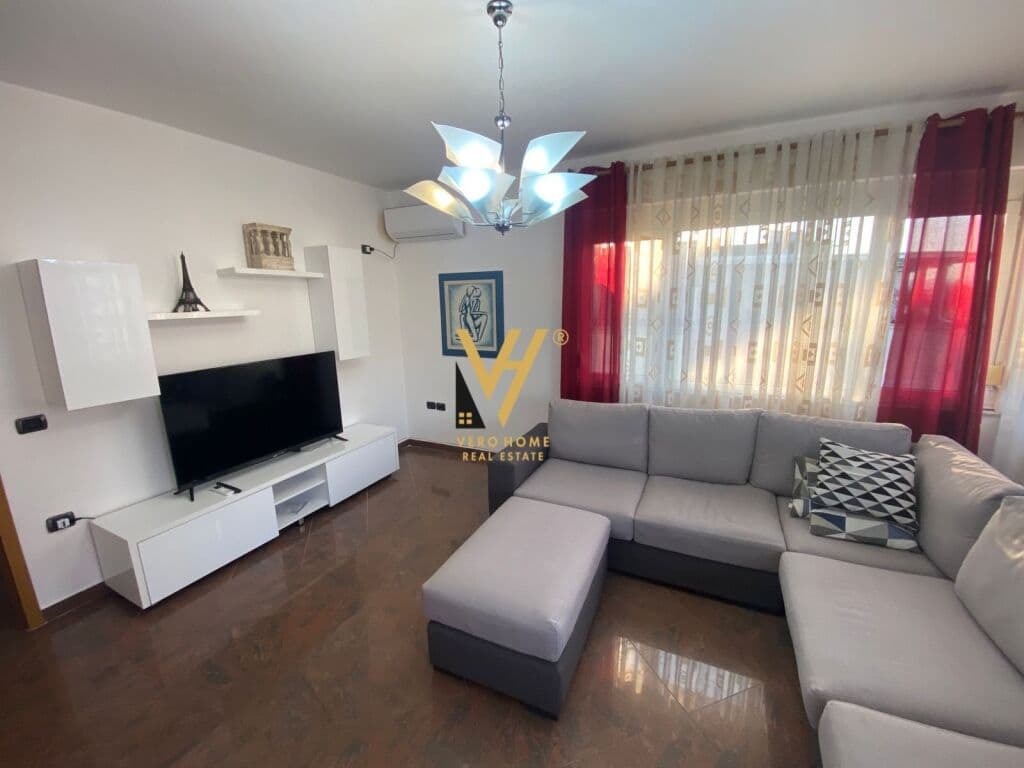 Jepet Apartament 1+1+ballkon me qera ne Bllok 65 m2 3