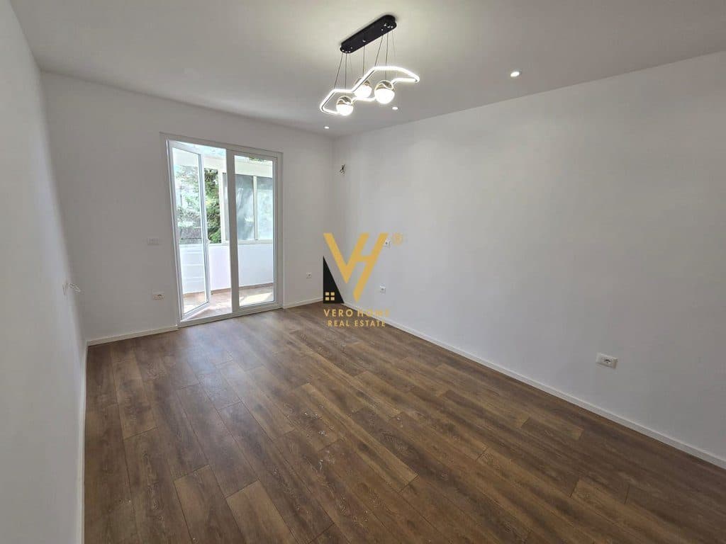SHITET APARTAMENT 2+1+2 TE MYSLYM SHYRI 185.000 EURO 2