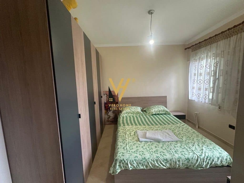 JEPET APARTAMENT 2+1+BLK ME QIRA TE KODRA E DIELLIT 55.000 LEKE 3