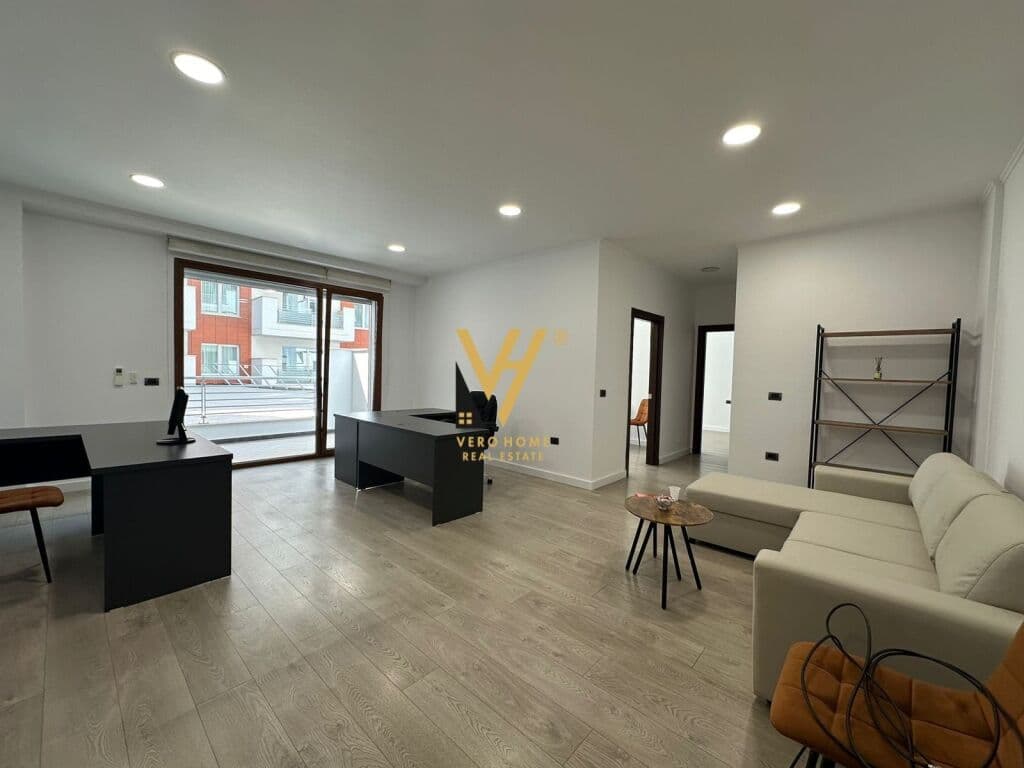 Jepet Zyre me qera te Kompleksi Delijorgji 102 m2