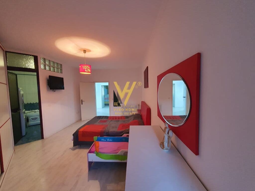 JEPET APARTAMENT 3+1+2 ME QERA TE KOMUNA E PARISIT 700 EURO 3