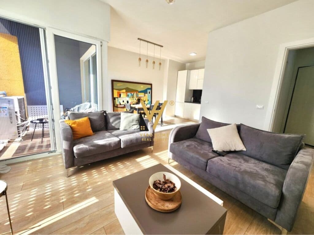 JEPET APARTAMENT 2+1+BLK ME QERA TE RRUGA E KOSOVAREVE 1.200 EURO