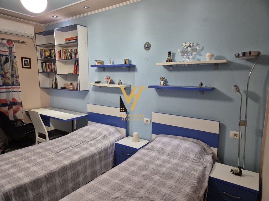 JEPET APARTAMENT 2+1+BLK ME QIRA TE TREGU ELEKTRIK 700 EURO 4