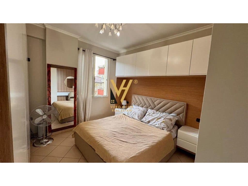 JEPET APARTAMENT 2+1+BLK ME QIRA TE KODRA E DIELLIT 70.000 LEKE 3