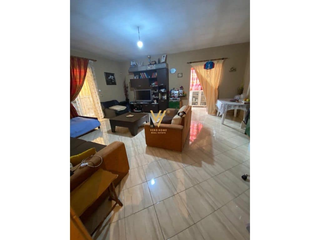 SHITET APARTAMENT 2+1+BLK TE 21 DHJETORI 180.000 EURO
