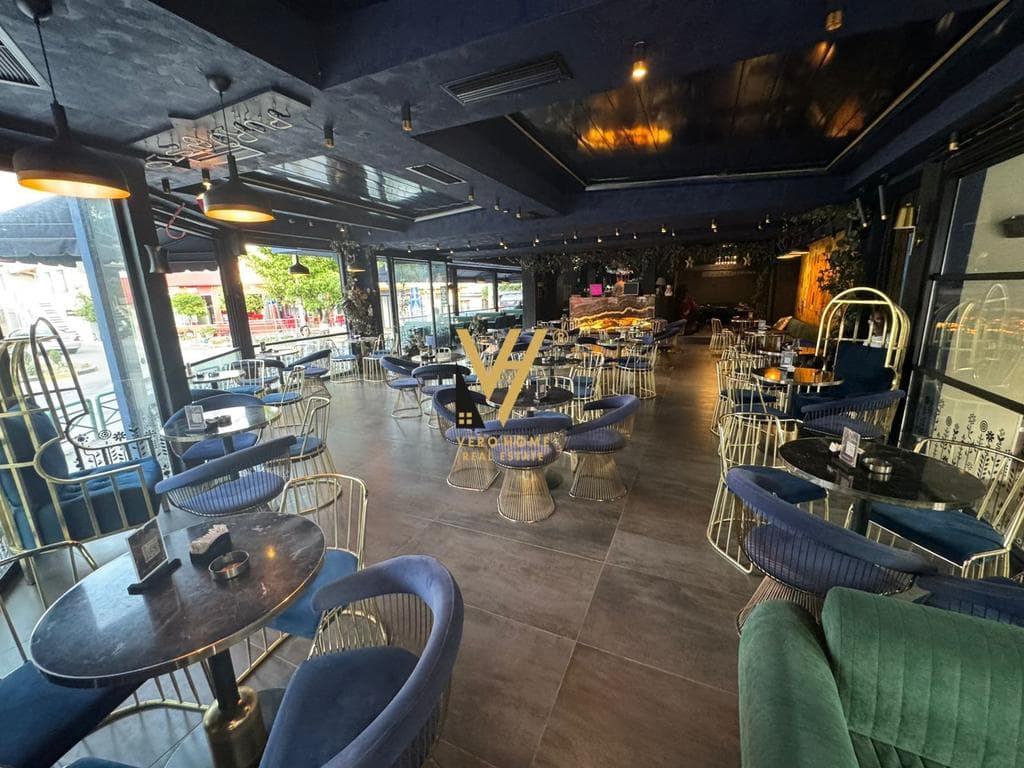 SHITET LOKAL I INVESTUAR 280M2 NE ELBASAN 700.000 EURO 2