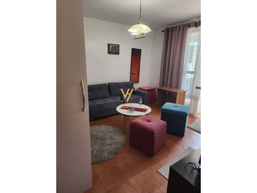 JEPET APARTAMENT 1+1+BLK ME QERA TEK ISH PARKU 45.000 LEKE