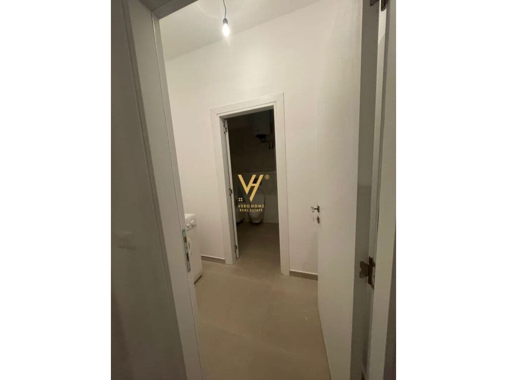 Jepet zyre me qera te Kompleksi Zirkon 140 m2