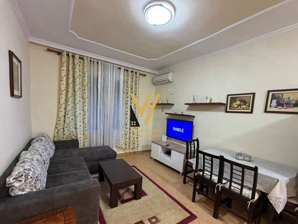 JEPET APARTAMENT 1+1 ME QIRA TE MEDRESEJA 500 EURO