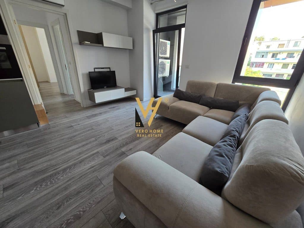 JEPET APARTAMENT 1+1+BLK ME QERA TE ALI DEMI 60.000 LEKE