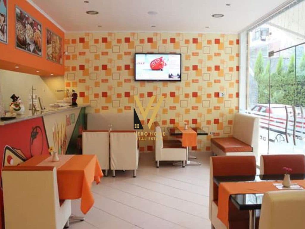 JEPET DYQAN 100 M2 ME QERA TE KODRA E DIELLIT 65.000 LEKE