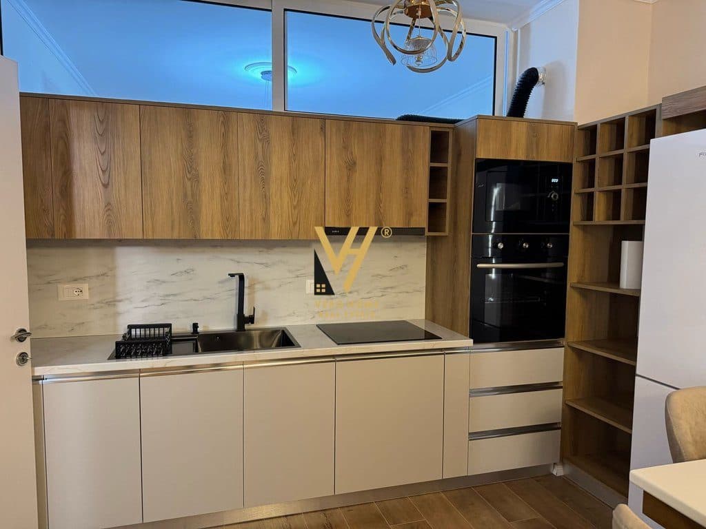 JEPET APARTAMENT 2+1+BLK ME QERA TE FARMACIA 10 700 EURO 3