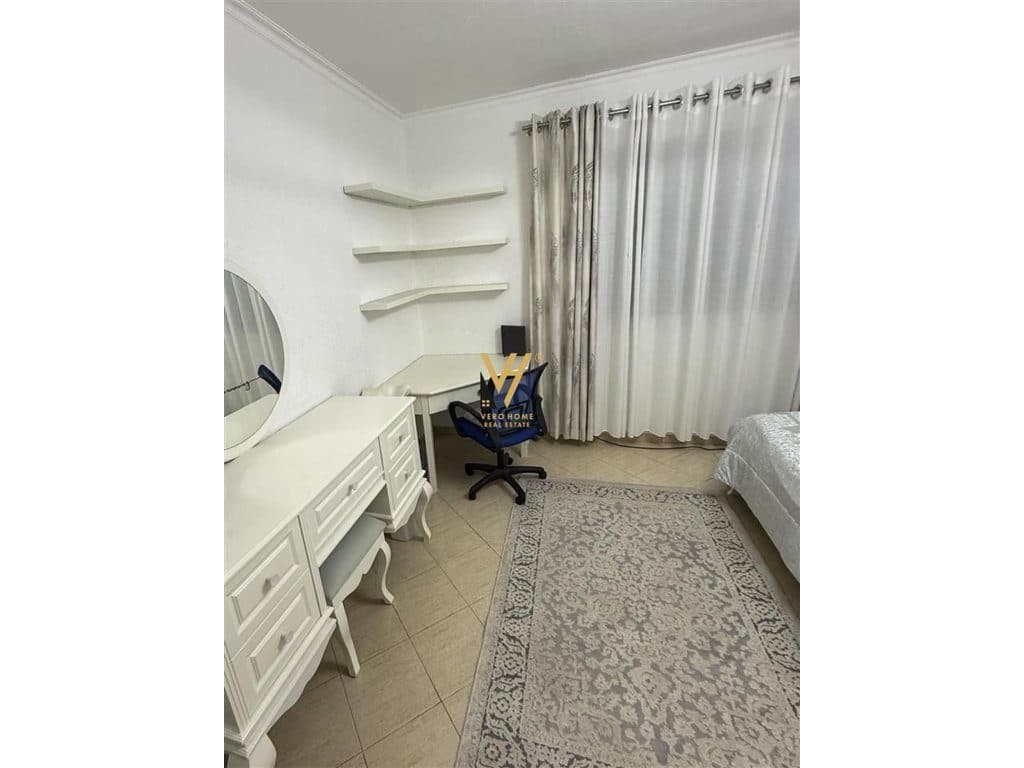 JEPET APARTAMENT 2+1+BLK ME QERA TE 5 MAJI 50.000 LEKE 4