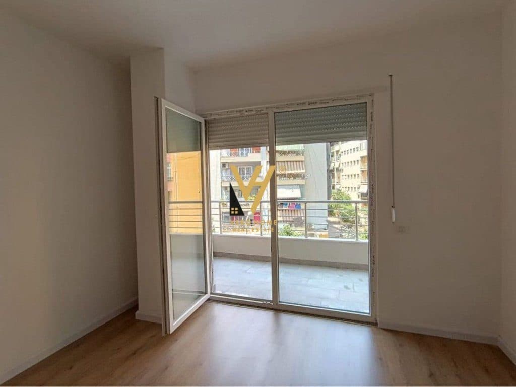 JEPET APARTAMENT 1+1+BLK ME QIRA TE KOMUNA E PARISIT 600 EURO