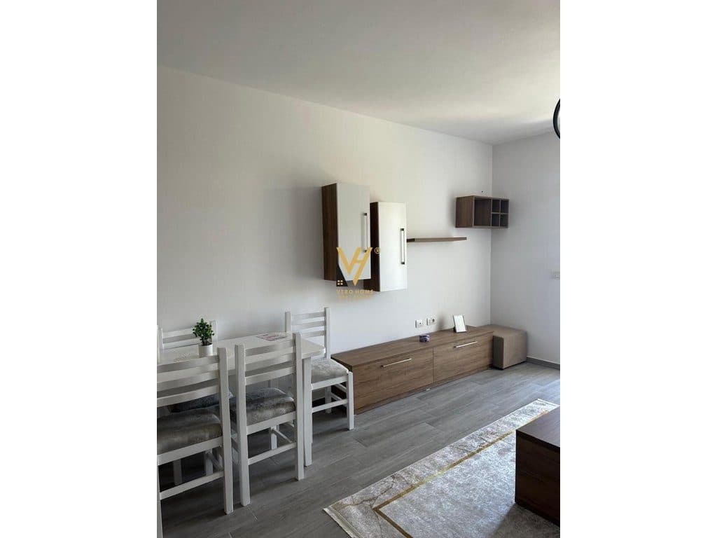JEPET APARTAMENT 1+1+BLK ME QERA TEK 5 MAJI 45.000 LEKE 3