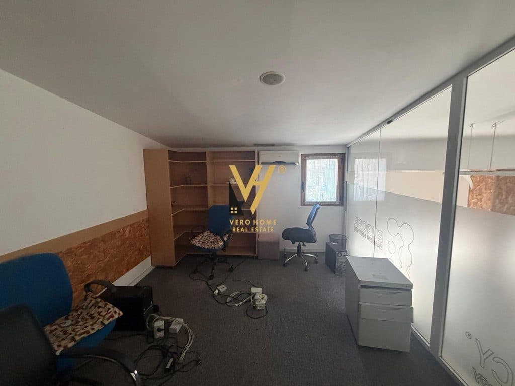 JEPET ZYRE 160 M2 ME QIRA NE MYSLYM SHYR 1.500 EURO 3