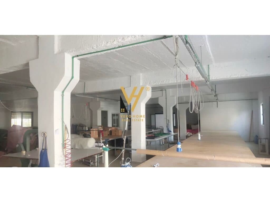 Jepet Magazine me qera te Fabrika e Qelqit 1350 m2