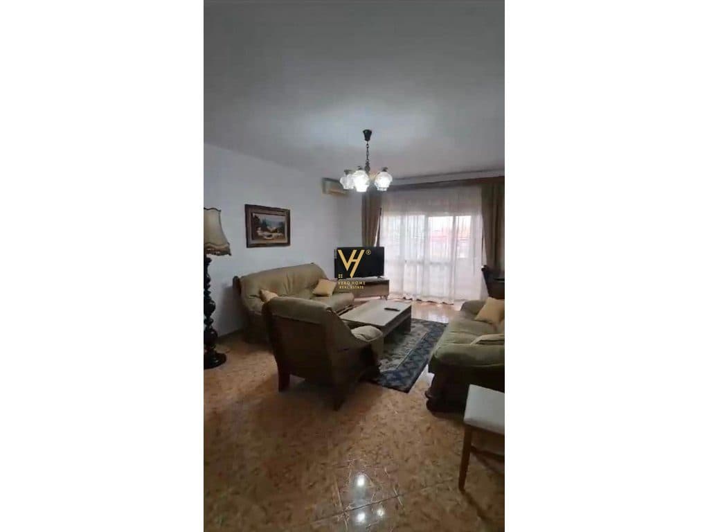 JEPET APARTAMENT 1+1+BLK ME QERA TE PALLATI ME SHIGJETA 50.000 LEKE
