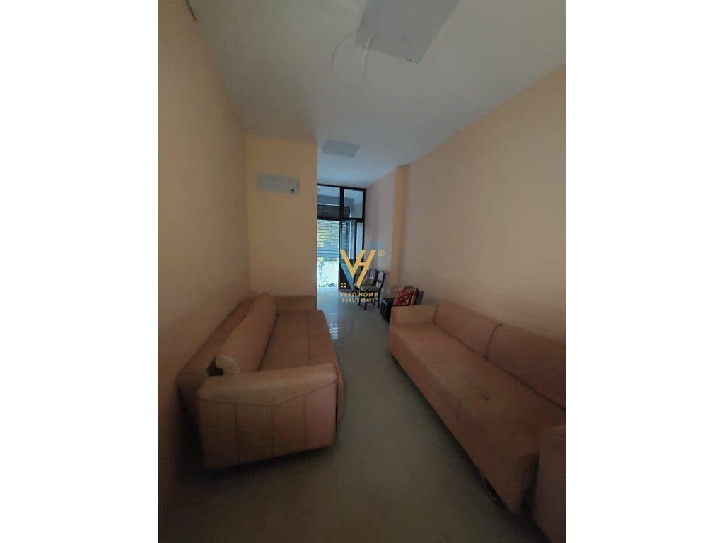 JEPET DYQAN 60 M2 ME QERA TE RRUGA E ELBASANIT 40.000 LEKE 4