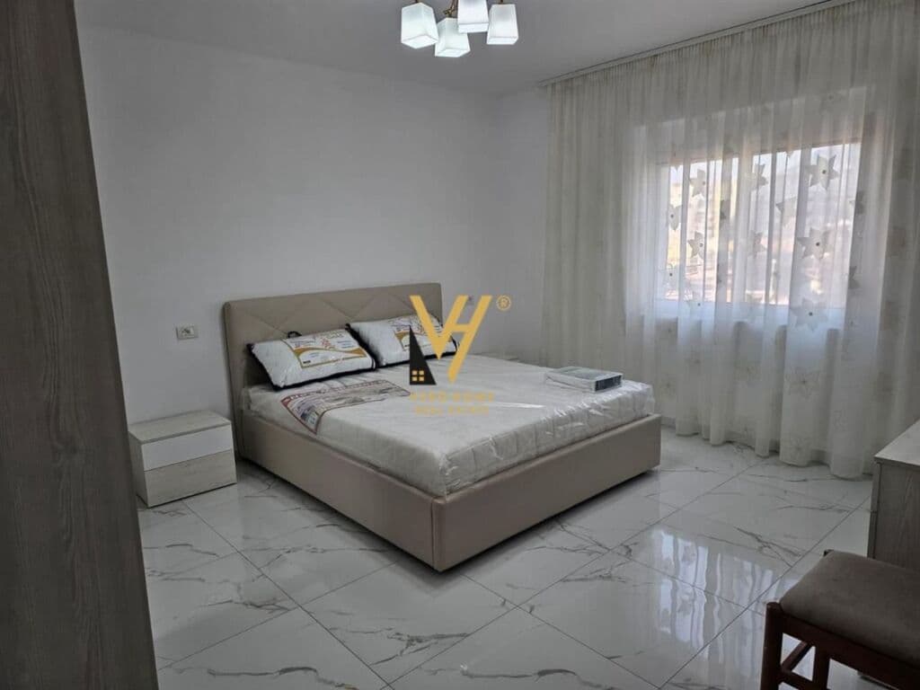 Jepet Apartament 3+1+ballkon me qera te Rruga Bardhyl 90 m2