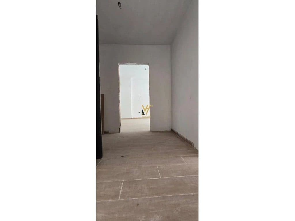 SHITET APARTAMENT 1+1+BLK TE BULEVARDI I RI 140.000 EURO 3