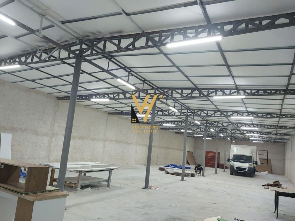 Jepet Magazine me qera te Rruga e Arberit 500 m2