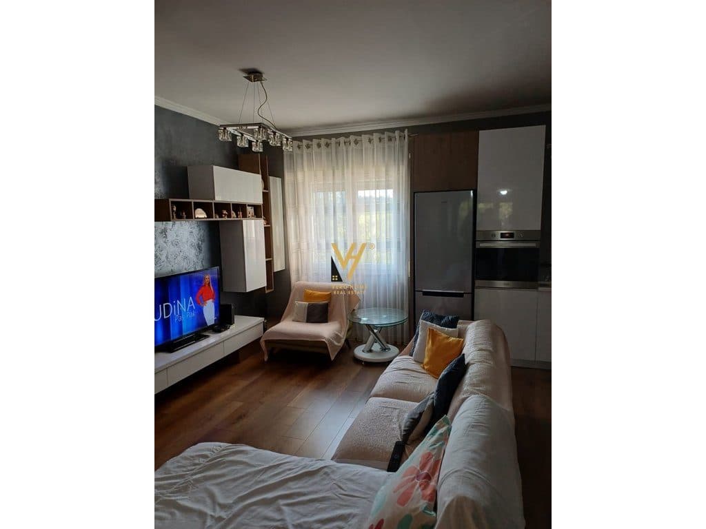 SHITET APARTAMENT 3+1+BLK TE LIQENI THATE 280.000 EURO