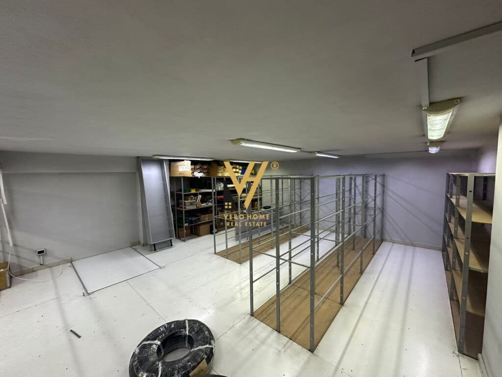 Shitet Dyqan pas Delijorgjit 166 m2 2