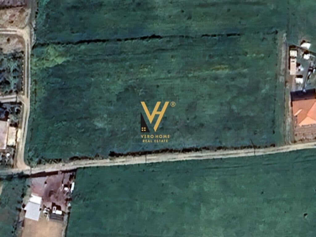 Shitet Truall te Rruga Sakose, Vore 5.000 m2