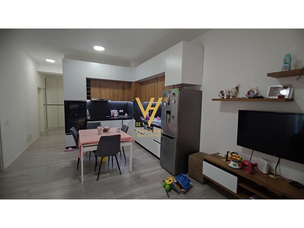 SHITET APARTAMENT 2+1+BLK TE KOM.MANGALEM, ALI DEMI 176.000 EURO