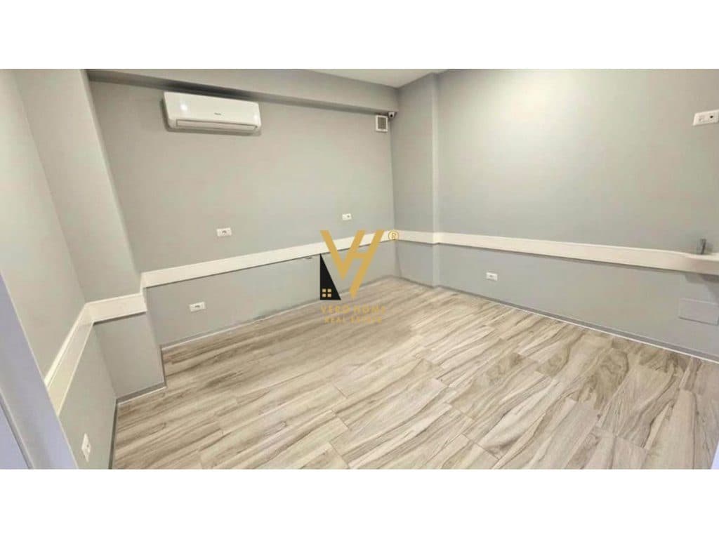 JEPET AMBIENT BIZNESI 110 M2 ME QIRA TE MATERNITETI I RI 90.000 LEKE 2