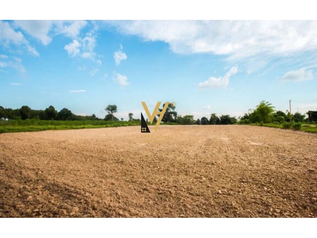 SHITET TOKE ARE 1.000 M2 NE FARKE 185.000 EURO