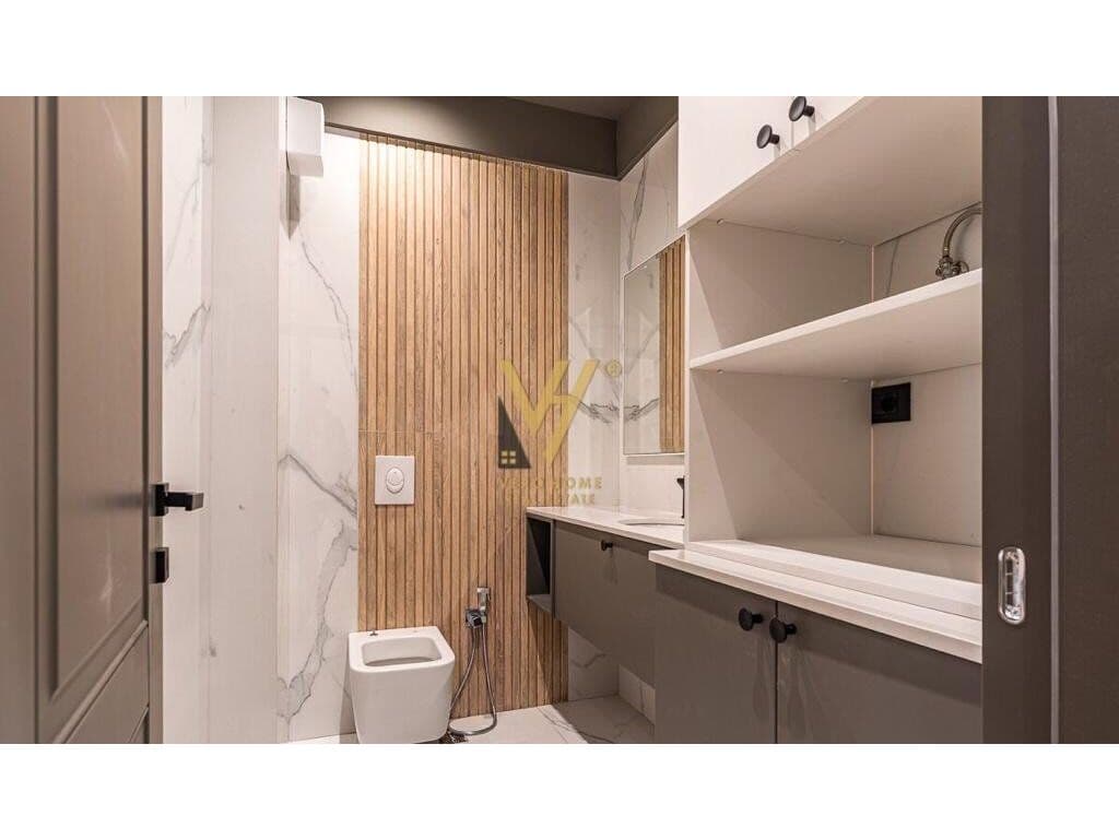 Shitet apartament 2+1+2 te Kopshti Zoologjik 115 m2 2