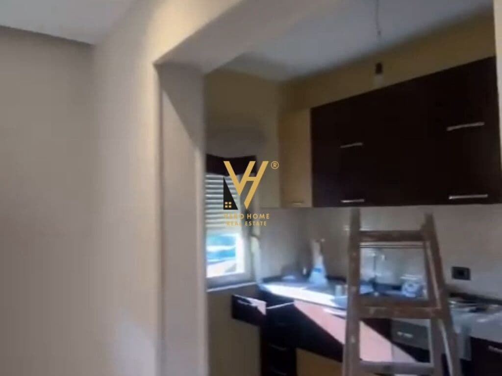 Jepet Apartament 3+1 me qera te Vasil Shanto 110 m2