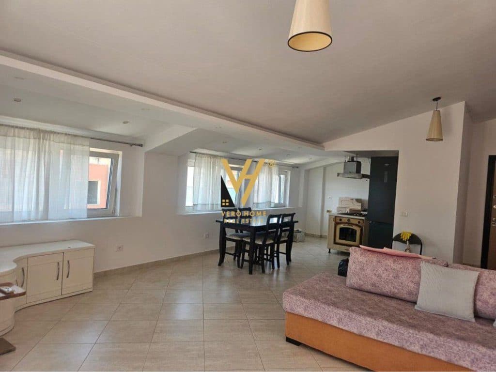 JEPET PENTHOUSE 2+1+2+BLK ME QERA TEK FRESKU 600 EURO 2