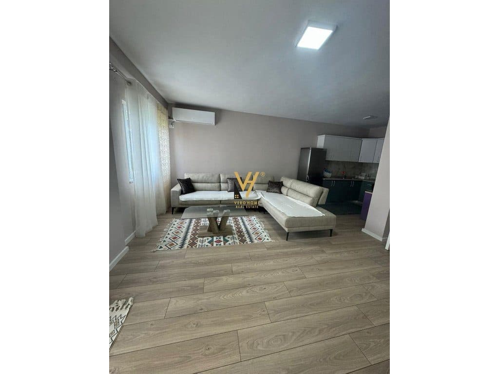 JEPET APARTAMENT 2+1+BLK ME QERA TE FRESKU 48.000 LEKE