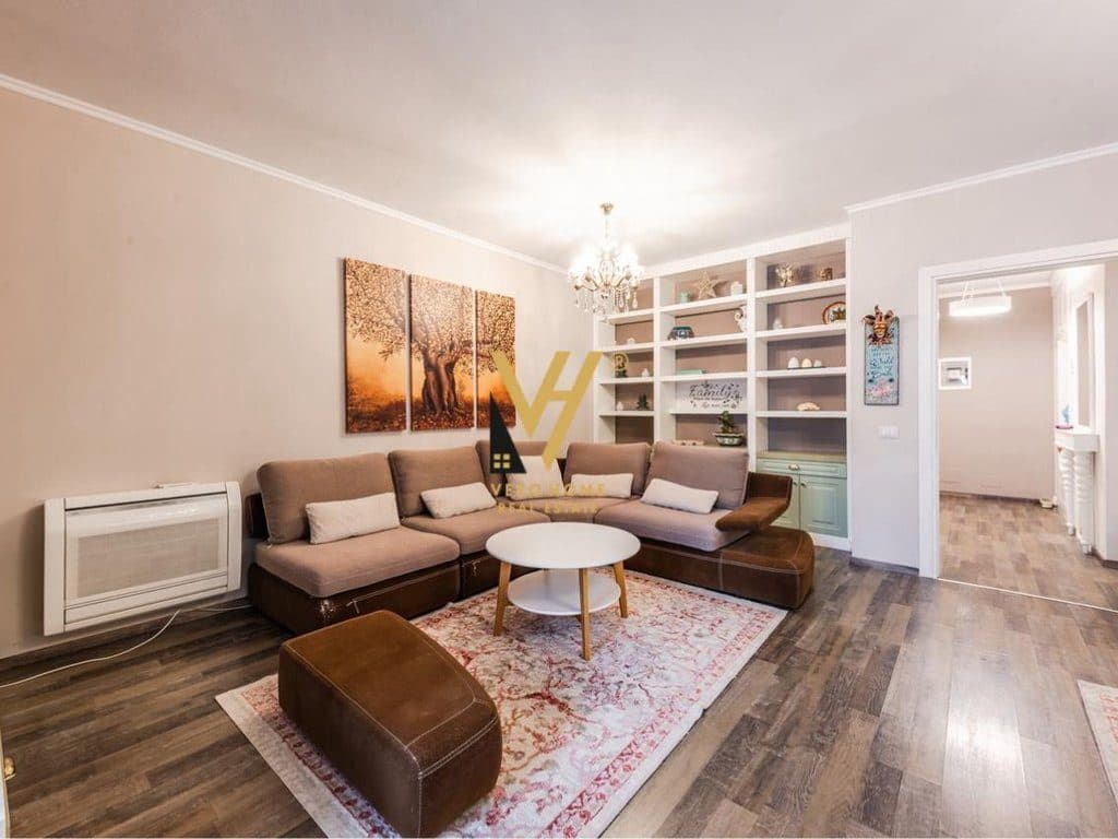 JEPET APARTAMENT 2+1+2+3 BLK ME QIRA TE KOPSHTI ZOOLOGJIK 900 EURO