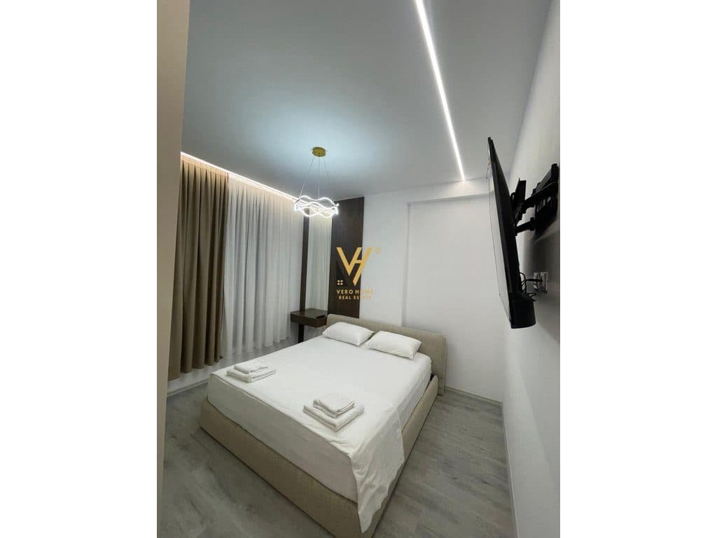 JEPET APARTAMENT 2+1+BLK ME QERA TEK ISH SHESHI SHQIPONJA 850 EURO 4