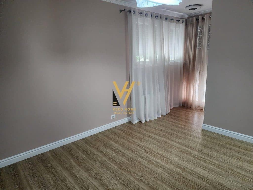 JEPET VILE 3+1+BLK ME QERA TE LONG HILL REZ, MJULL-BATHORE 2.000 EURO 4