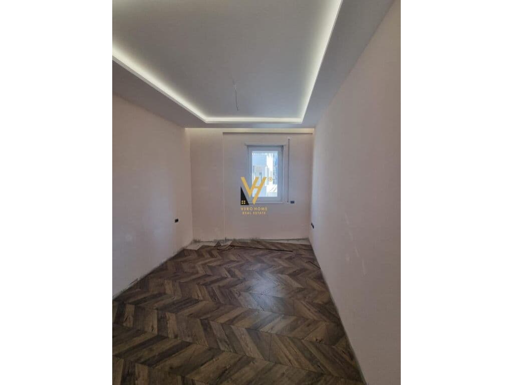 Jepet zyre me qera te Rruga Mine Peza 96 m2 2