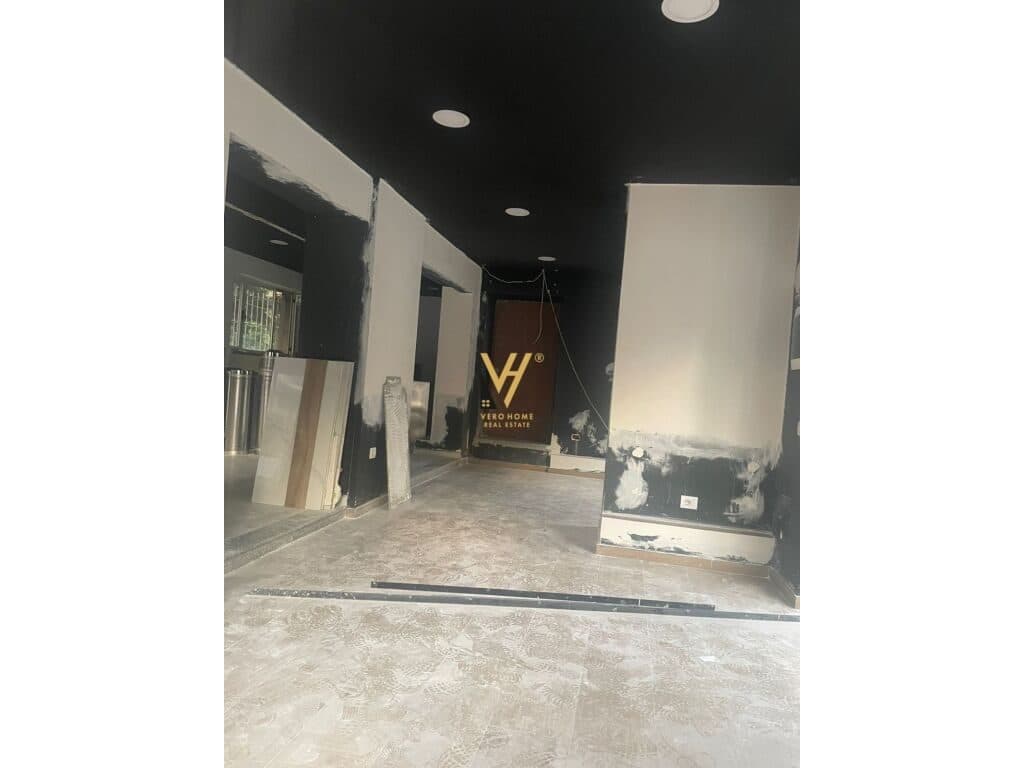 Jepet Ambient Biznesi me qera te 21 Dhjetori 80 m2