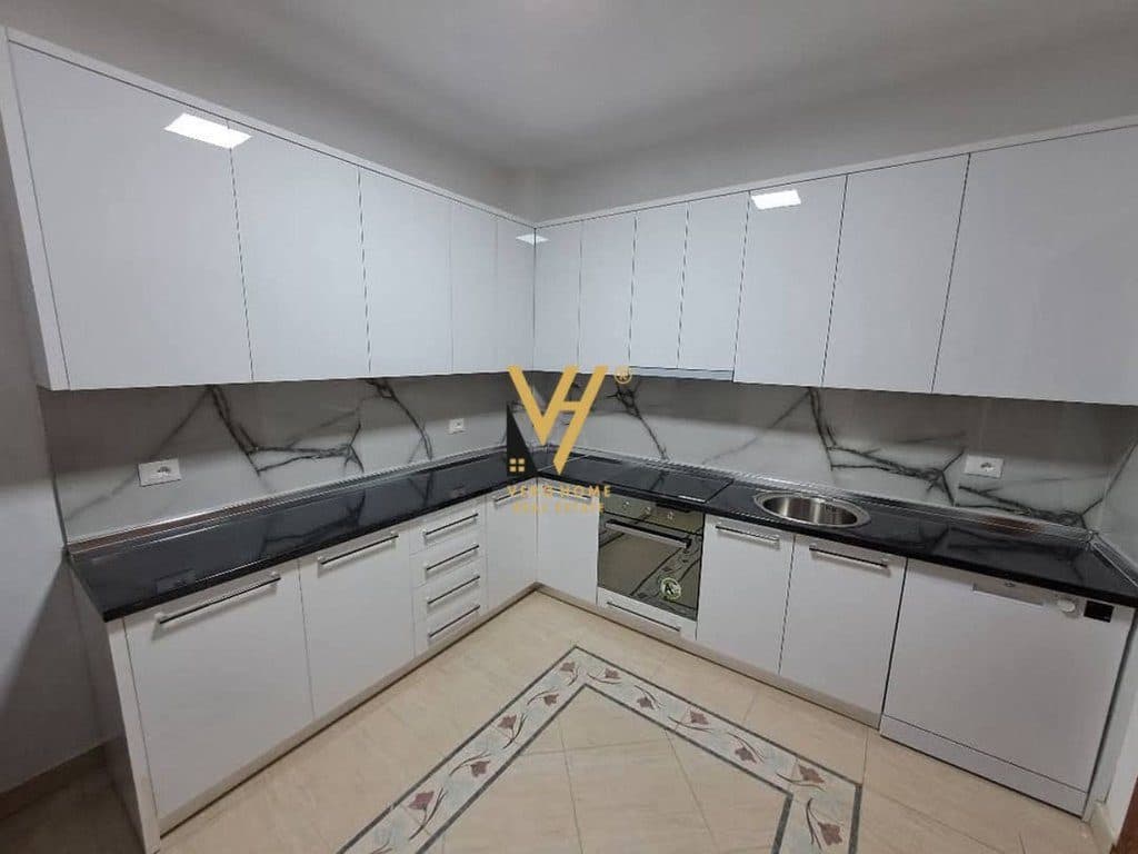 JEPET DUPLEX 2+1+2 ME QIRA NE QENDER 800 EURO 3