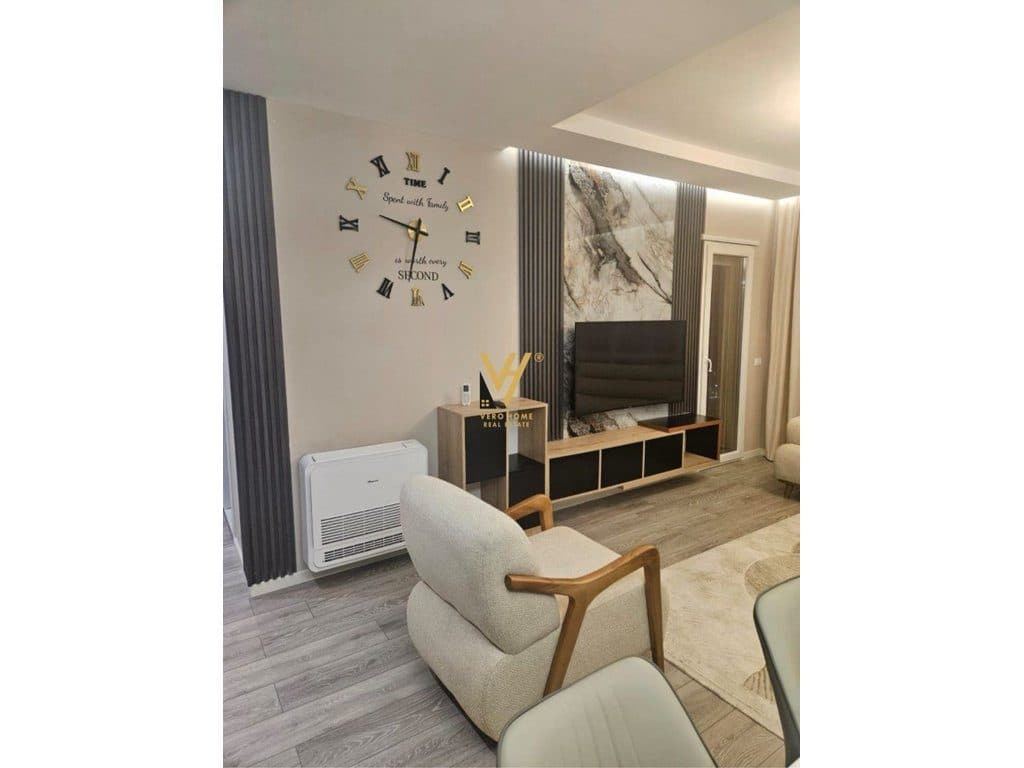 JEPET APARTAMENT 2+1+2+BLK ME QERA TE ISH DOGANA 700 EURO 3