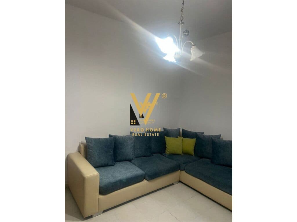 JEPET APARTAMENT 3+1+BLK ME QERA TEK RRUGA SIRI KODRA 700 EURO