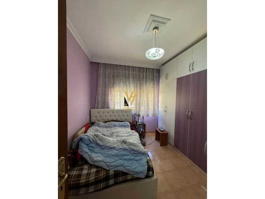 SHITET APARTAMENT 2+1+2+3BLK TE RR.NAIM FRASHERI 25.000.000 LEKE 3
