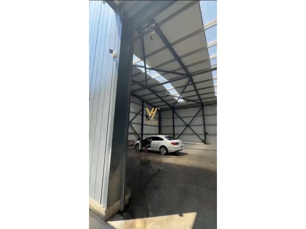 JEPET LAVAZH DHE KAPANON 400 M2 ME QERA TE RRUGA MYSLYM KETA 250.000 LEKE